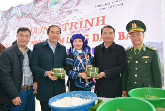 Nhiều hoạt động ý nghĩa tại chương trình 'Xuân Biên phòng ấm lòng dân bản